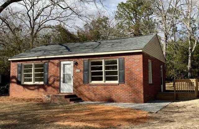 422 FLORIDA Avenue - 422 Florida Avenue, New Ellenton, SC 29809
