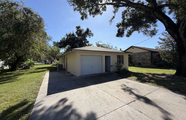 New Kitchen, French Doors & a Big Shady Backyard - Skip the Apartment Life! Gallery 1