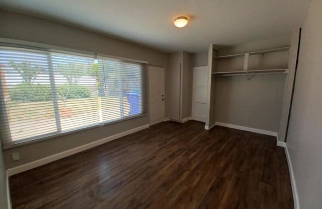 2413 Reo Drive Gallery 4