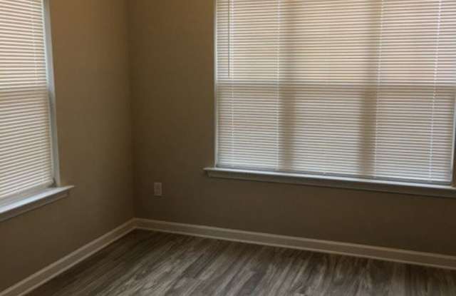 7007 HUNTER HILL COURT Gallery 2