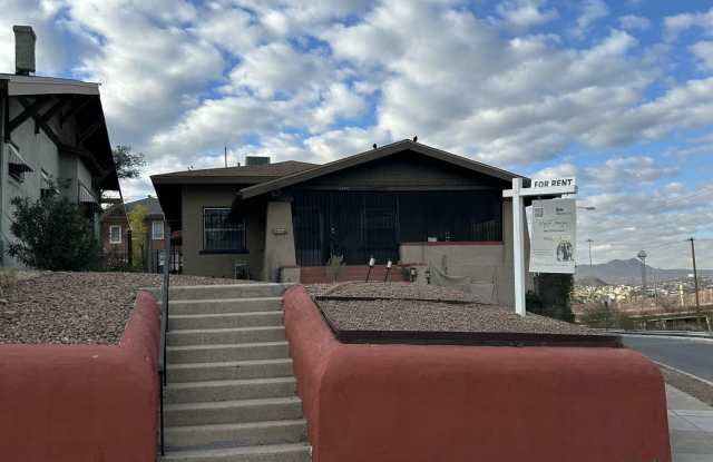 1546 Upson Dr photos photos