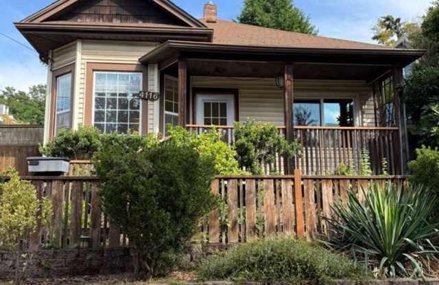 West Seattle Living, Dialed In photos photos
