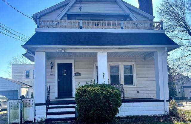 1224 NEWTON AVENUE photos photos