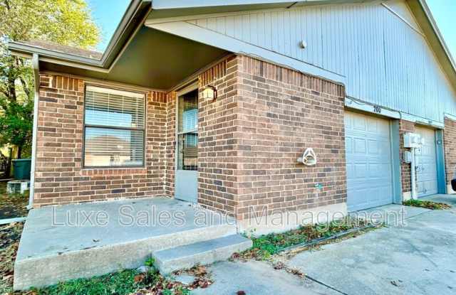 200 Barrett Place photos photos