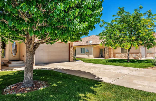 830 Montclair Drive - 830 Montclair Drive, Palisade, CO 81526