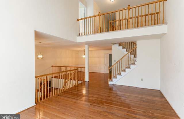 2162 KINGS GARDEN Way photos photos