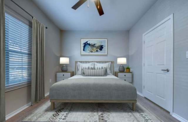 10841 Westwood Loop Gallery 3