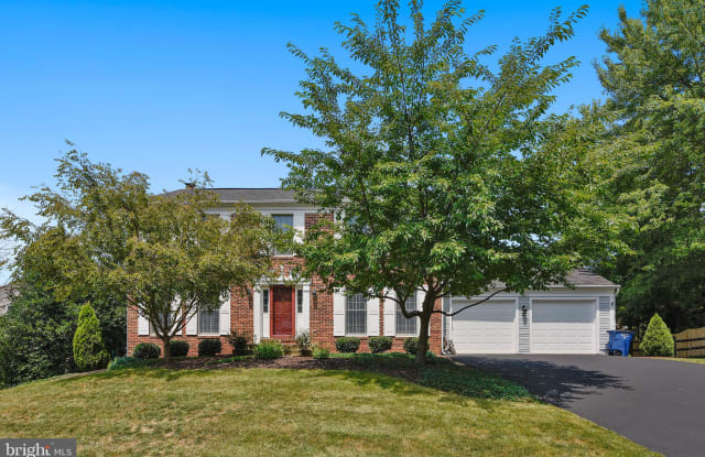 13604 WHITE STONE COURT - 13604 White Stone Court, Centreville, VA 20124