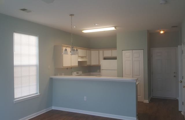 1st floor 1bed 1 bath condo Fairways at River Oaks photos photos