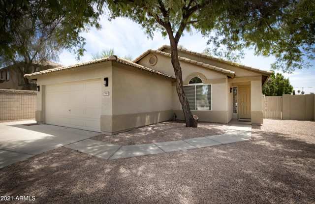 5863 E HOPI Circle - 5863 East Hopi Circle, Mesa, AZ 85206