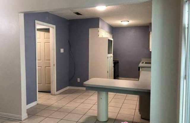 321 Meadowcreek Lane Gallery 3