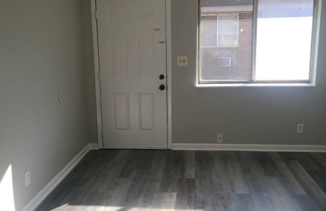 712-B 28th Ave N photos photos