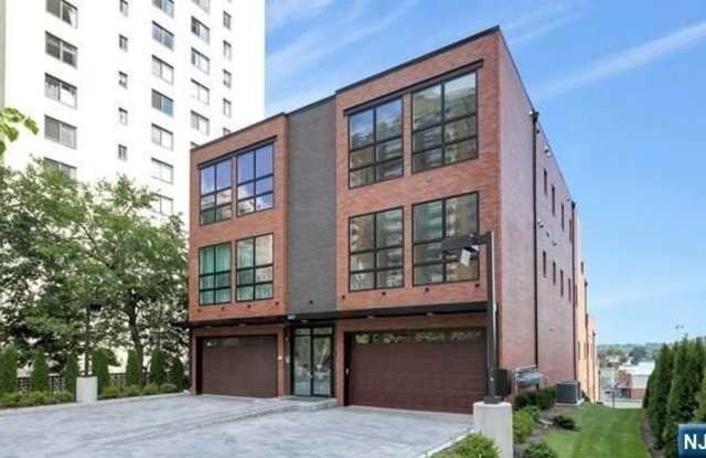 140  Overlook A2 - 140 Overlook Avenue, Hackensack, NJ 07601