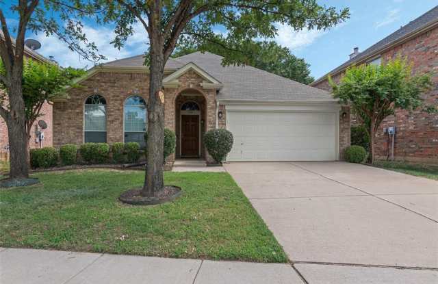 104 Goldenrain Tree Drive - 104 Goldenrain Tree Drive, Euless, TX 76039