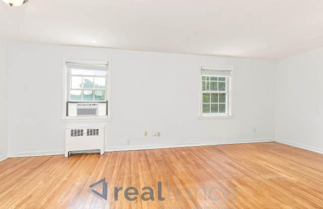 2221 Washington Ave #202 Gallery 3