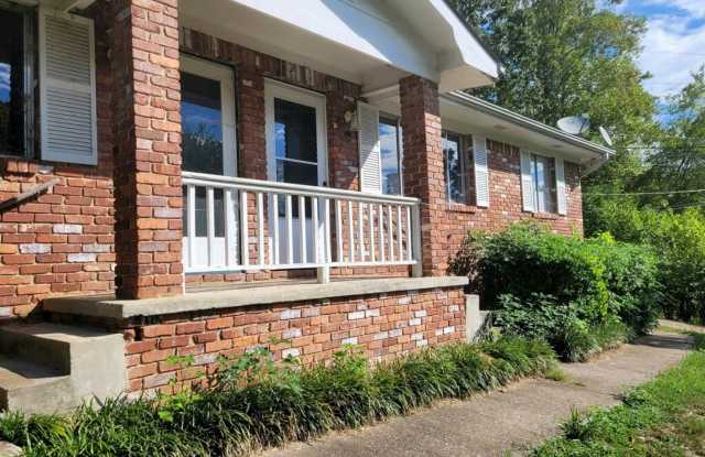 Newly updated 3 bed 2 bath off Hwy 58 $500 off first months rent!!! Leasing Specials Available! Vouchers Accepted! - 5003 Shoals Lane, Harrison, TN 37416