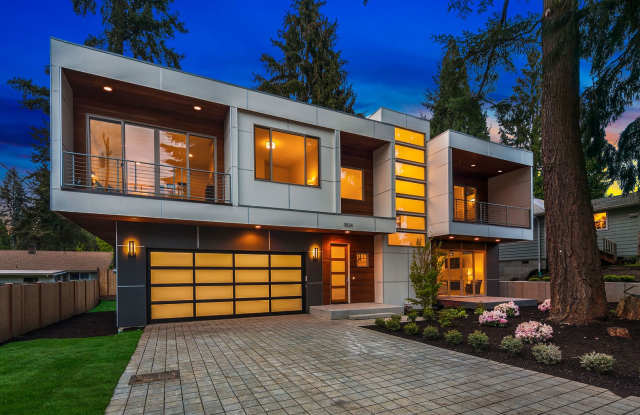 Leasing Luxury Home with 2 Master Suites in Wedgwood photos photos