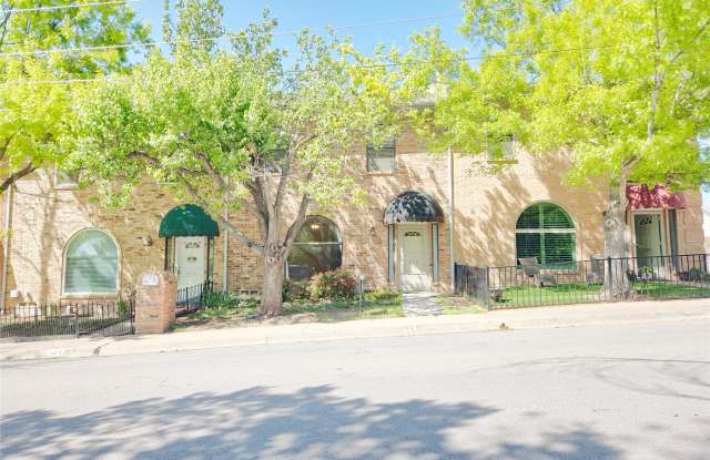 422 W Oak St photos photos