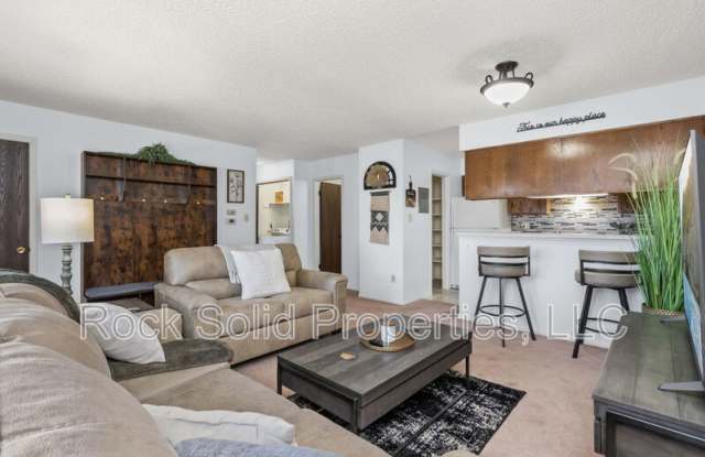 1502 Trent Court - 1 Gallery 3