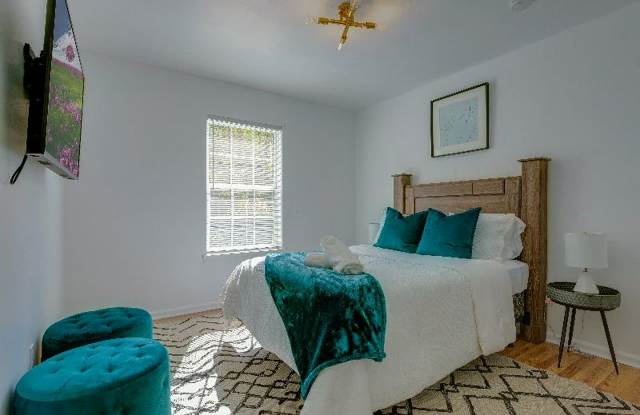 8733 Mornington Drive Gallery 4