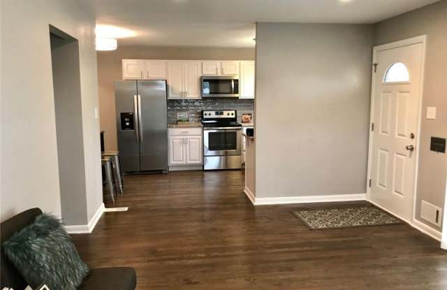 10482 Marion Way Gallery 4