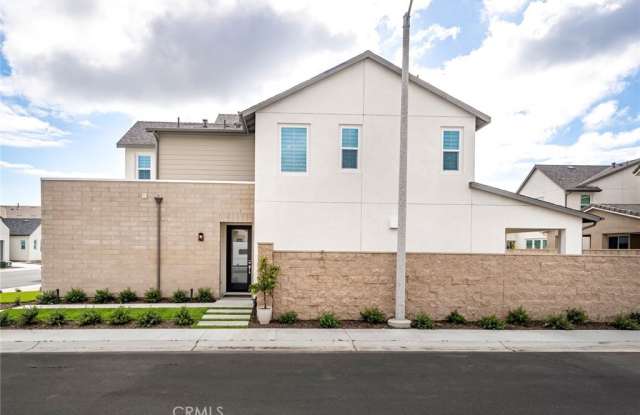 26267 Meadow Drive Gallery 3