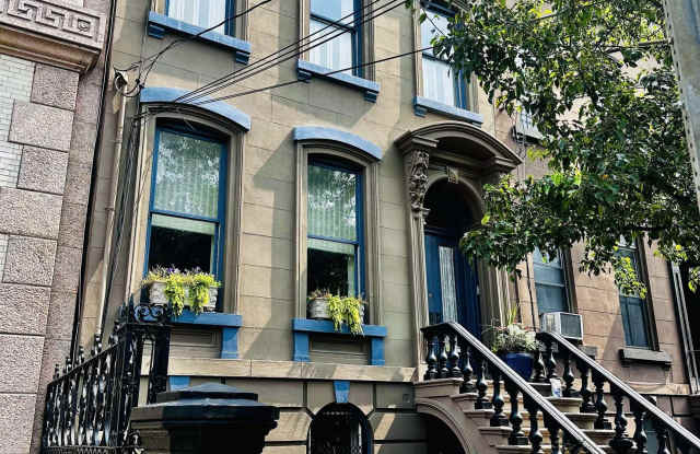 282 MONTGOMERY ST photos photos