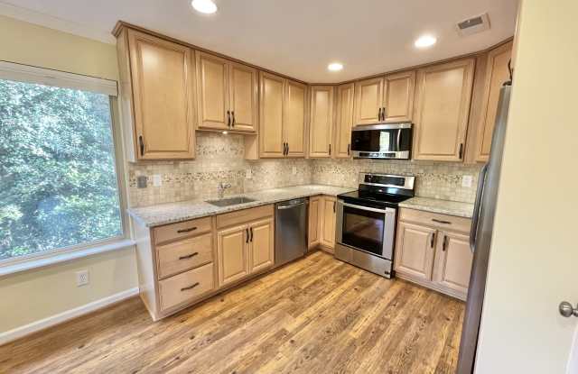 1661 Westwind Way - 1661 Westwind Way, Tysons Corner, VA 22102