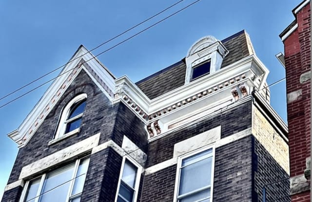 2033 W 19th Street - 2033 West 19th Street, Chicago, IL 60608