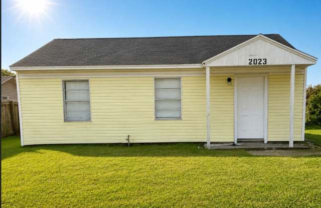 House For Rent 2023 Delaware St Beaumont, TX 77703 photos photos