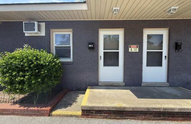 312 Roosevelt Road photos photos