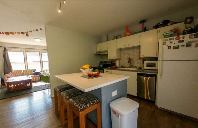 3D Tour Available - Pet Friendly + Attached Garage + Washer  Dryer! Available August 1st! - 2004 Anderson Avenue, Manhattan, KS 66502