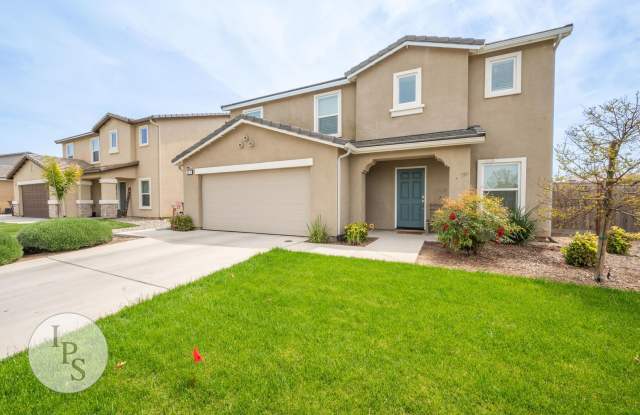 Sanger 2-Story Home, SOLAR!!! 4BR/2.5BA, Built 2018; Gardener included! photos photos