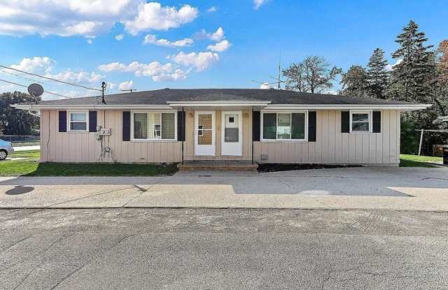 2414/2416 East Newberry Street - 2416 photos photos