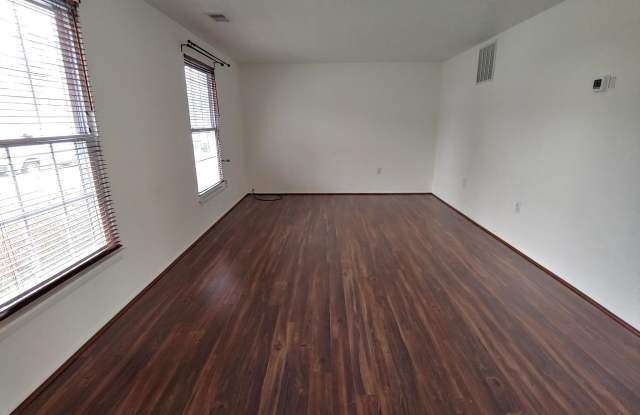 2429 MAYTIME DRIVE Gallery 4