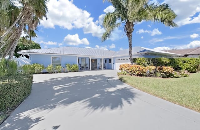 328 WINDWARD ISLAND - 328 Windward Island, Clearwater, FL 33767