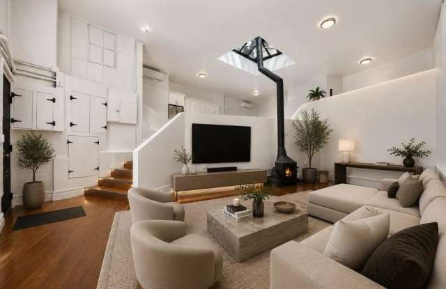 702 Greenwich Street photos photos
