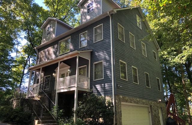 4916 Gold Crest Dr - 4916 Gold Crest Drive, Oak Ridge, NC 27310