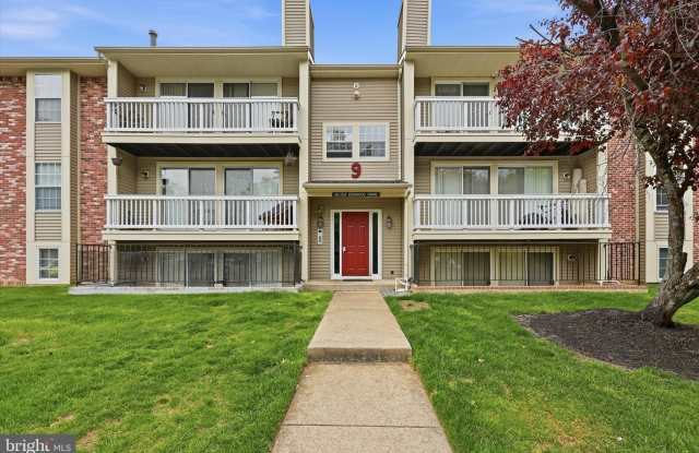 100 KENWOOD Drive photos photos