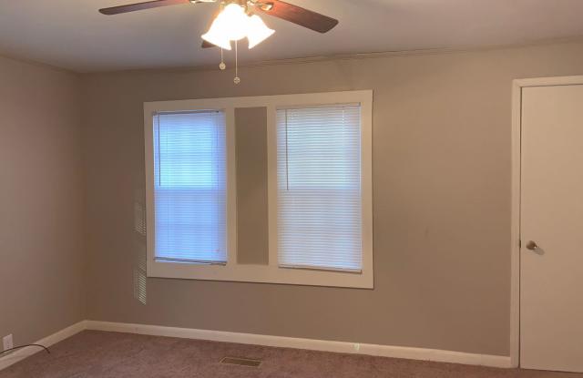 1498 Dogwood Lane Gallery 2