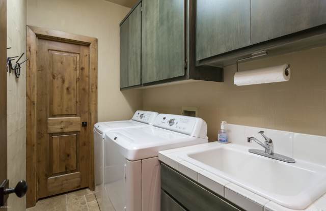 24350 N WHISPERING RIDGE Way Gallery 3