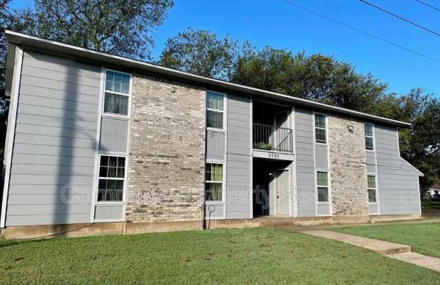 2701A Colonial Ave photos photos
