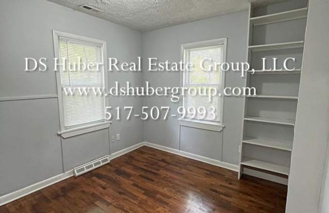 2918 Risdale Gallery 4