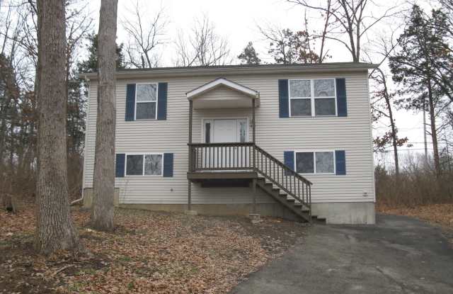 4 Bedroom/2 Bath Single Family Home photos photos