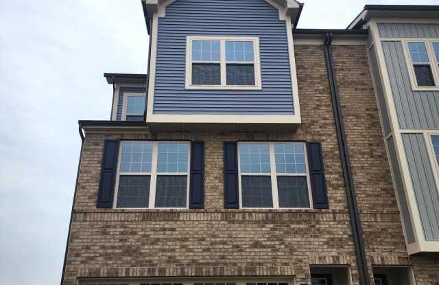 2111 COLLINGTON Place photos photos