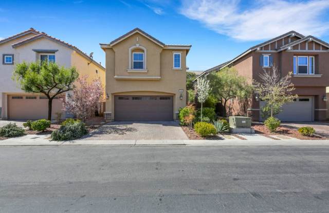 Three bedroom beauty in gated community - 7345 Puddle Duck Street, Las Vegas, NV 89166