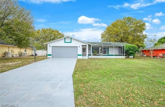 1648 Cheshire Circle W photos photos
