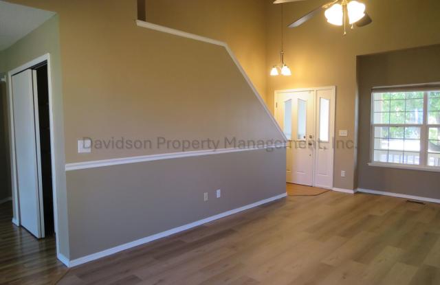 Beautiful 4 Bedroom House in Eastern Colorado Springs Gallery 4