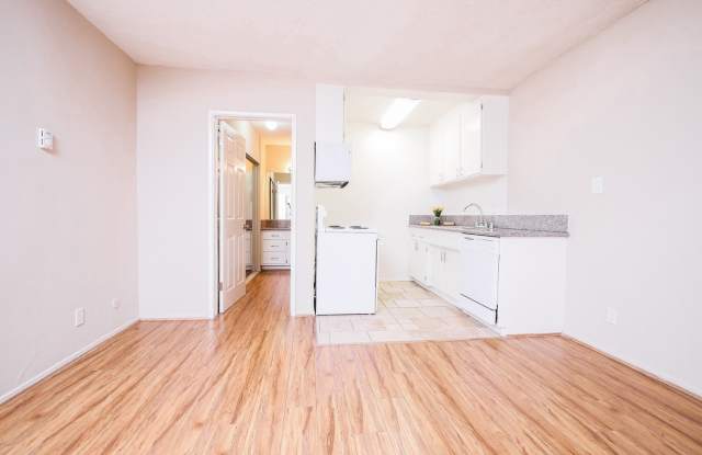 1179 Crenshaw Blvd photos photos