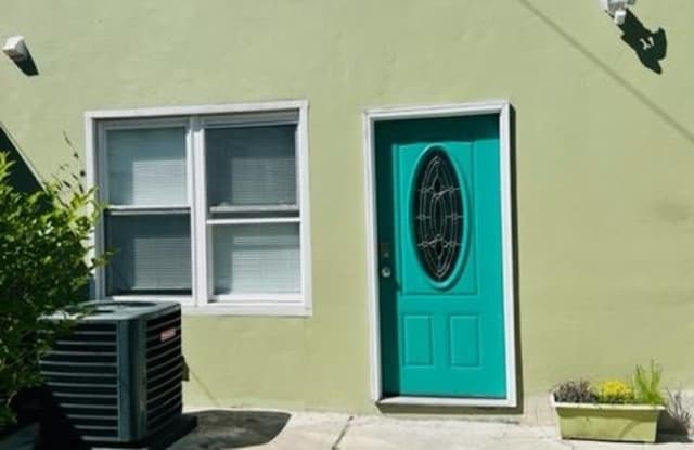 315 33RD ST - 315 33rd Street, Union City, NJ 07087